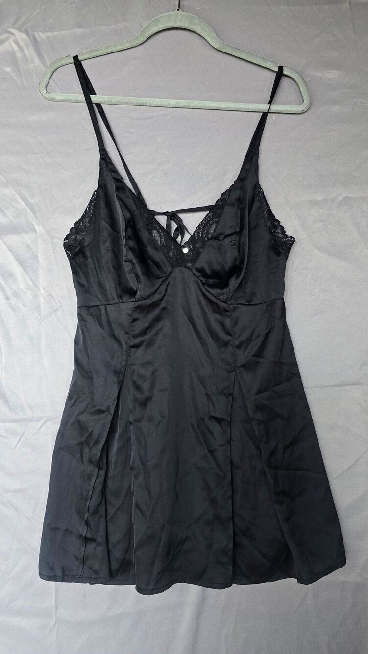 Adore Me Gown Womens Medium Black Satin V Neck Lace Chemise Nightgown Sleepwear